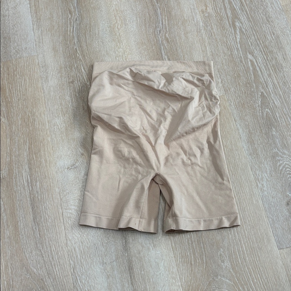 Motherhood Maternity Intimates Support Shorts Shapewear Shaping Panty L/XL Cream